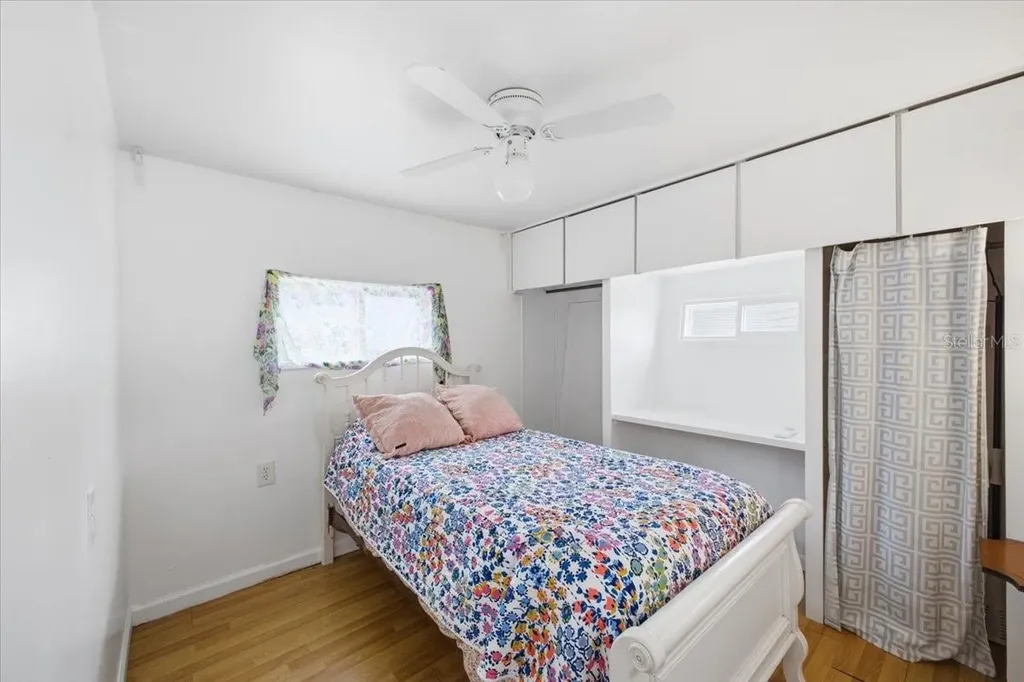 6621 Kansas Street Bradenton FL 34207