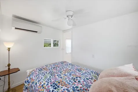 6621 Kansas Street Bradenton FL 34207