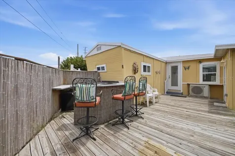 6621 Kansas Street Bradenton FL 34207
