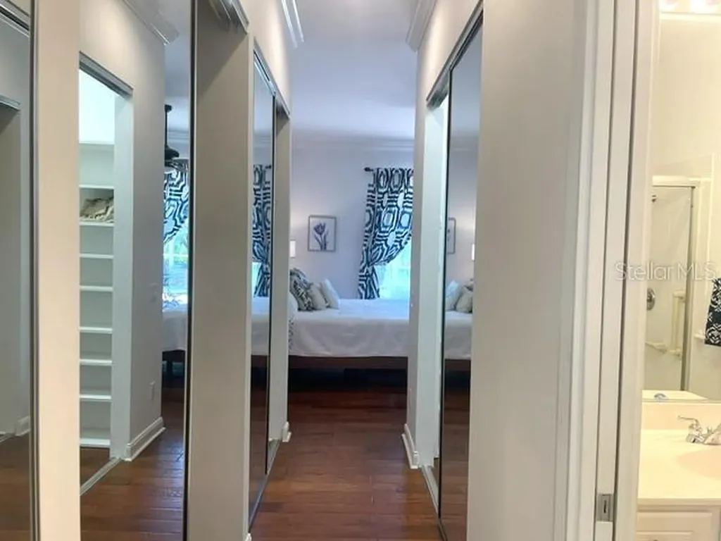 11818 Fiore Lane Sarasota FL 34238