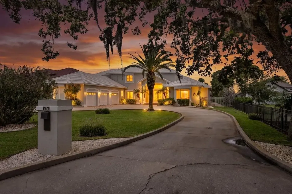626 Riverside Drive Ormond Beach FL 32176