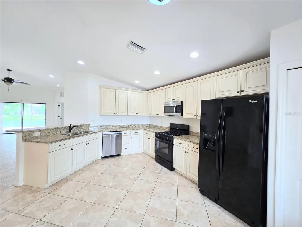 302 San Lorenzo Court Bradenton FL 34208