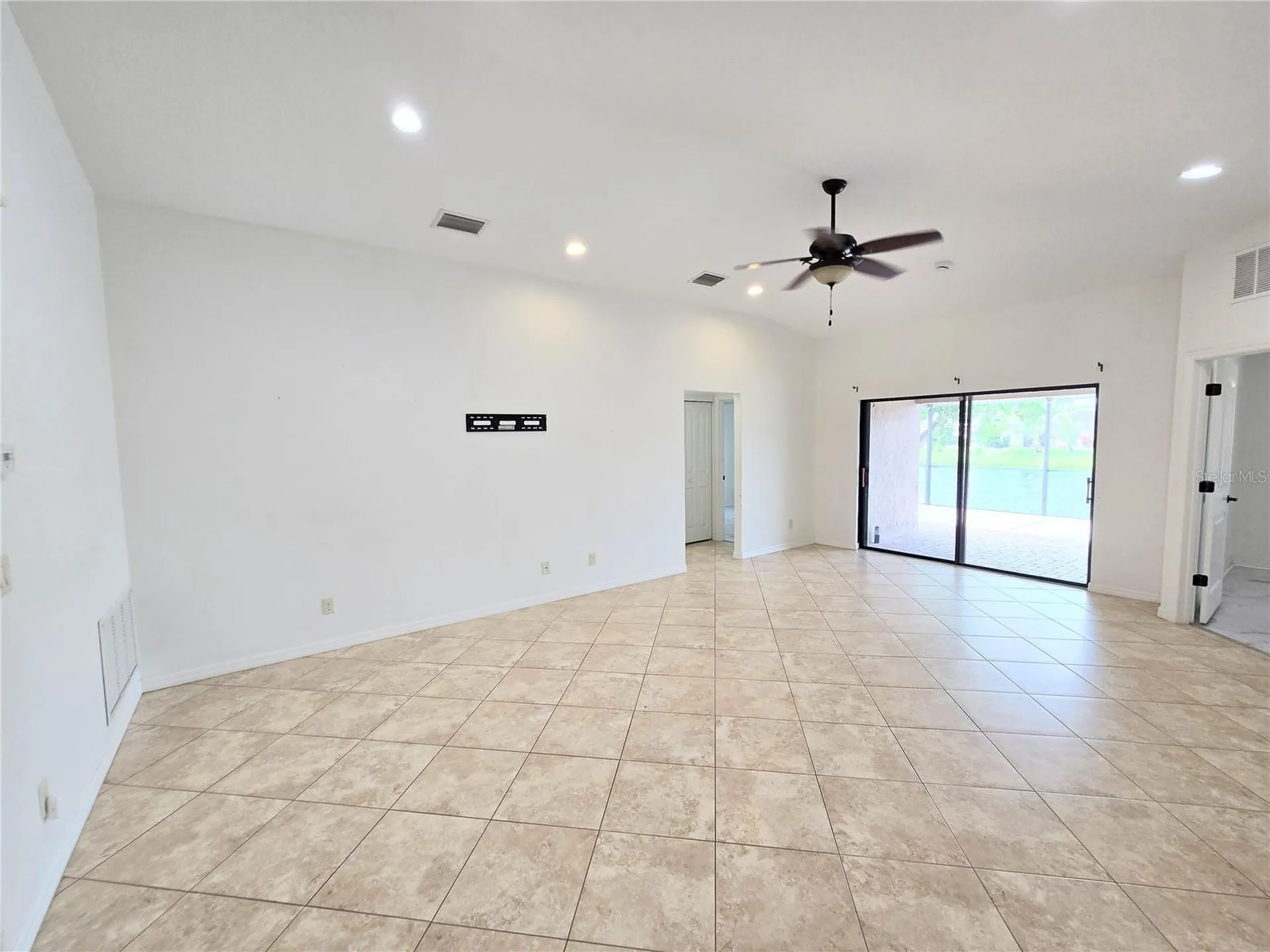 302 San Lorenzo Court Bradenton FL 34208