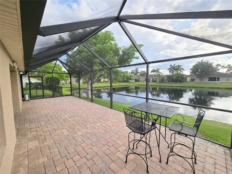 302 San Lorenzo Court Bradenton FL 34208
