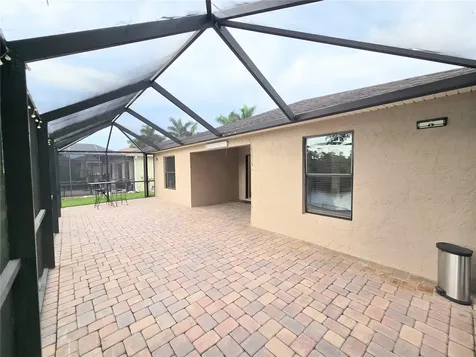 302 San Lorenzo Court Bradenton FL 34208