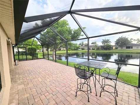 302 San Lorenzo Court Bradenton FL 34208