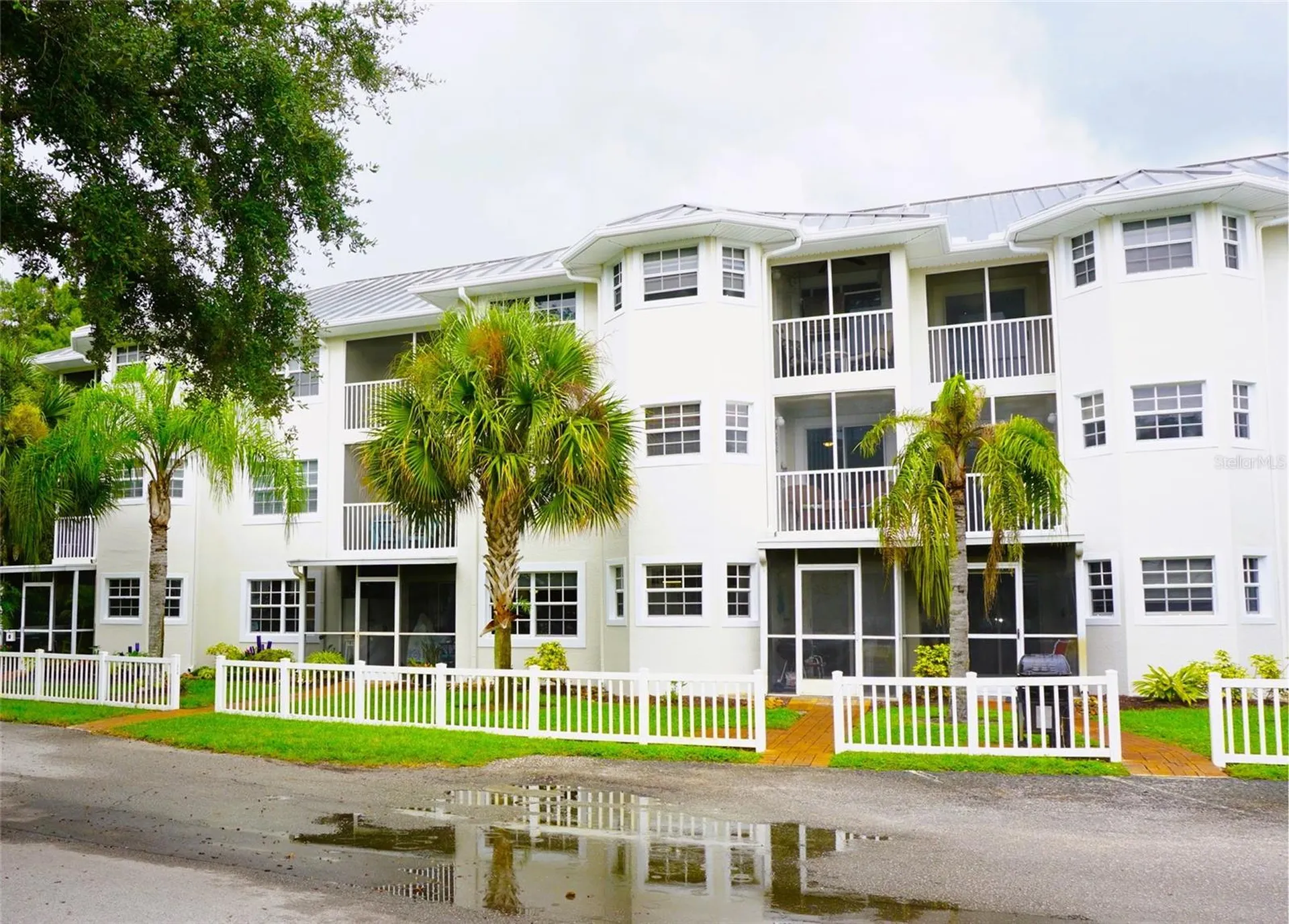2077 Wetland Point Lutz FL 33558