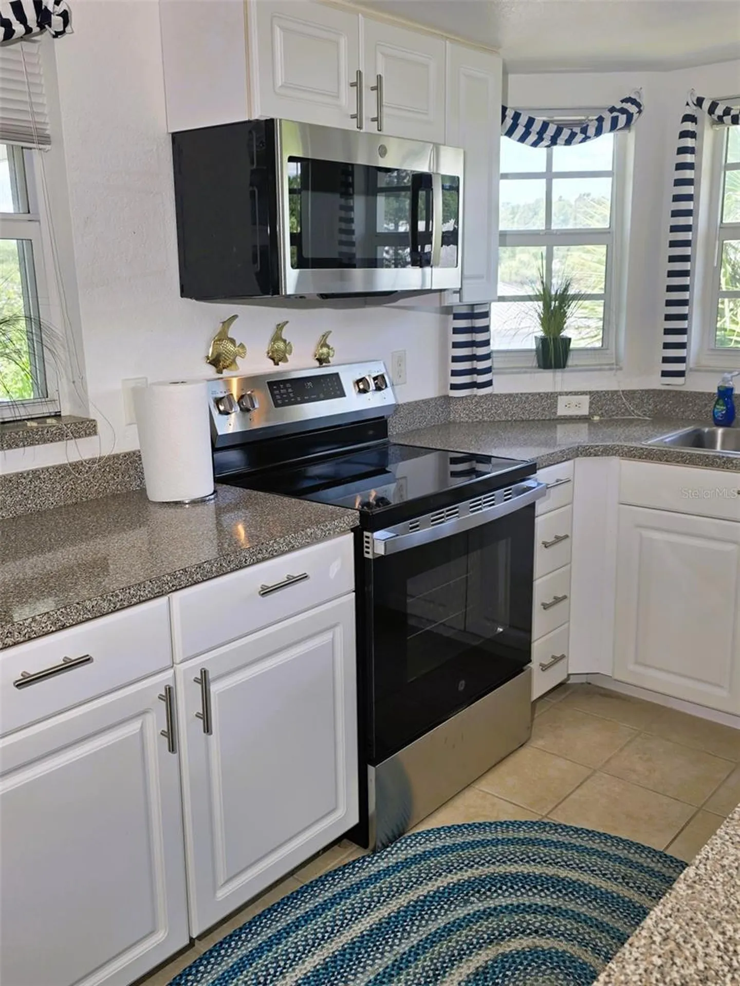2077 Wetland Point Lutz FL 33558