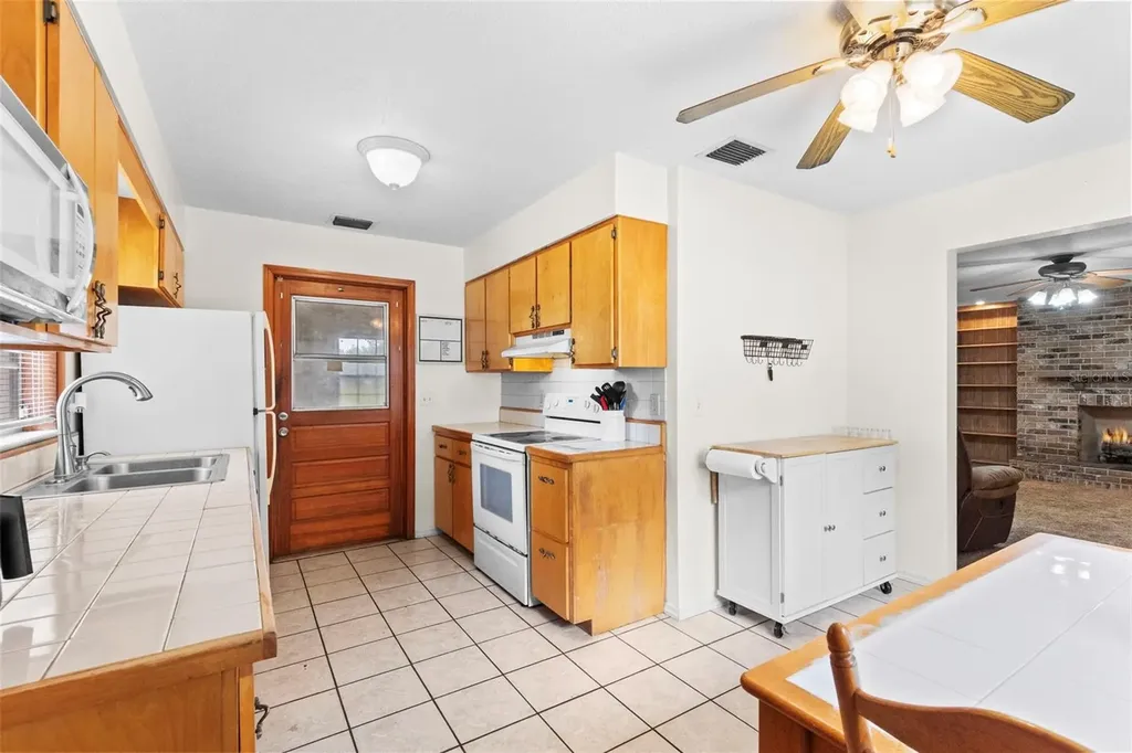2803 E Trapnell Road Plant City FL 33566
