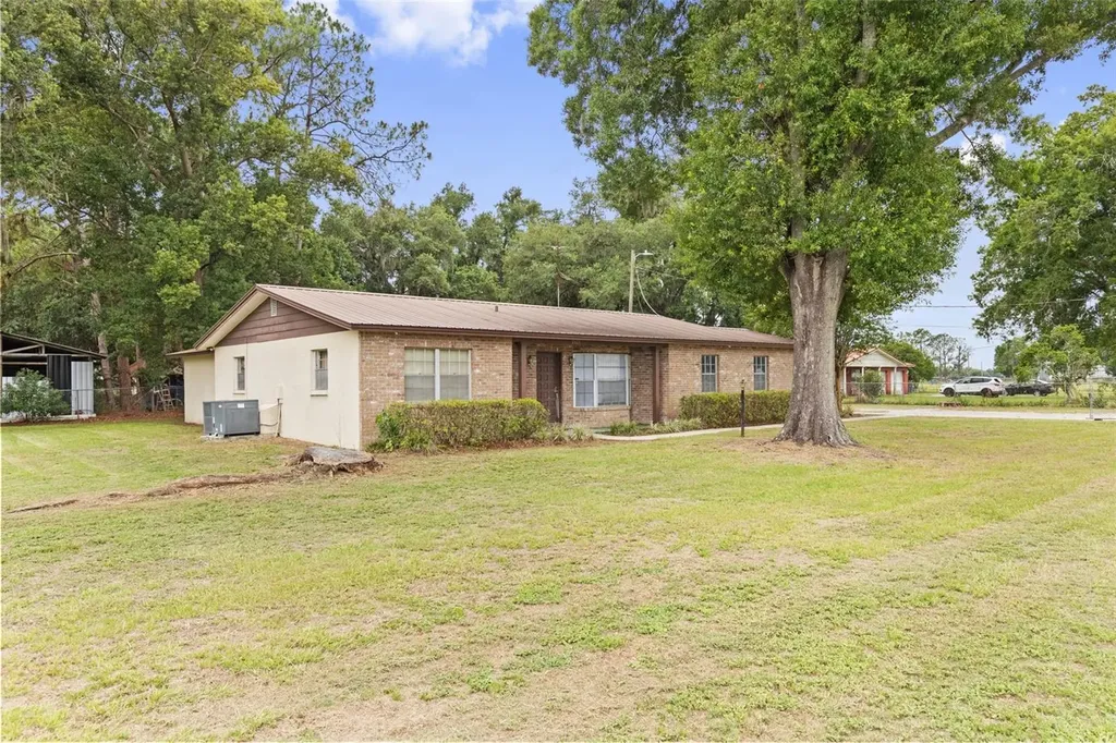2803 E Trapnell Road Plant City FL 33566