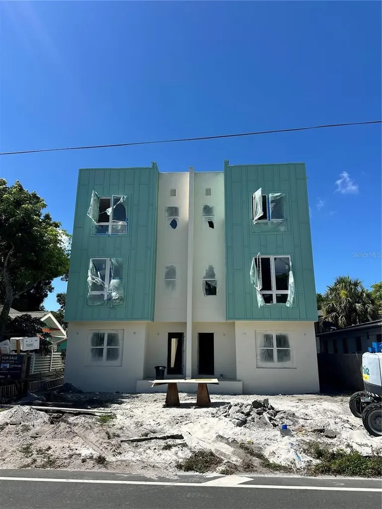 2144 5th Avenue N St Petersburg FL 33713