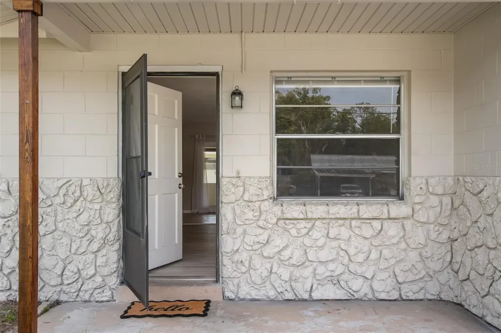 111 Amigos Road Debary FL 32713