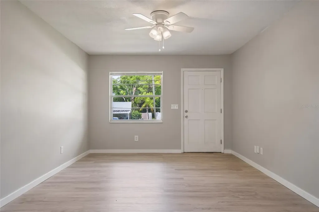 111 Amigos Road Debary FL 32713