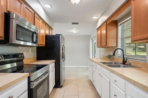 111 Amigos Road Debary FL 32713