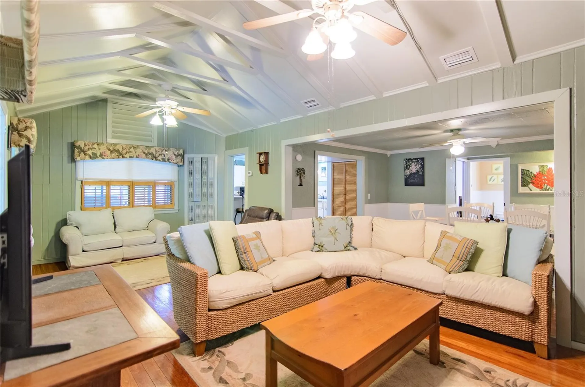 257 Desoto Avenue De Leon Springs FL 32130