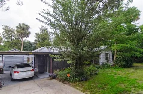 257 Desoto Avenue De Leon Springs FL 32130
