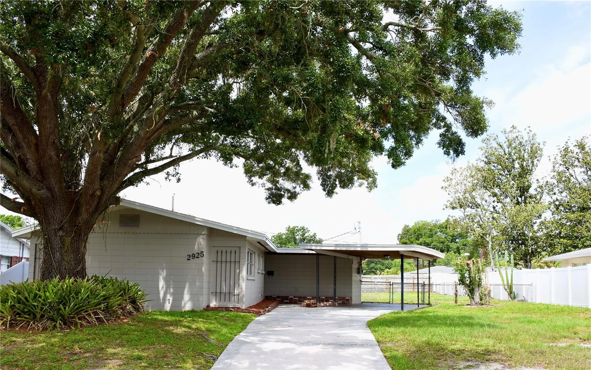2925 Maplewood Avenue Lakeland FL 33803