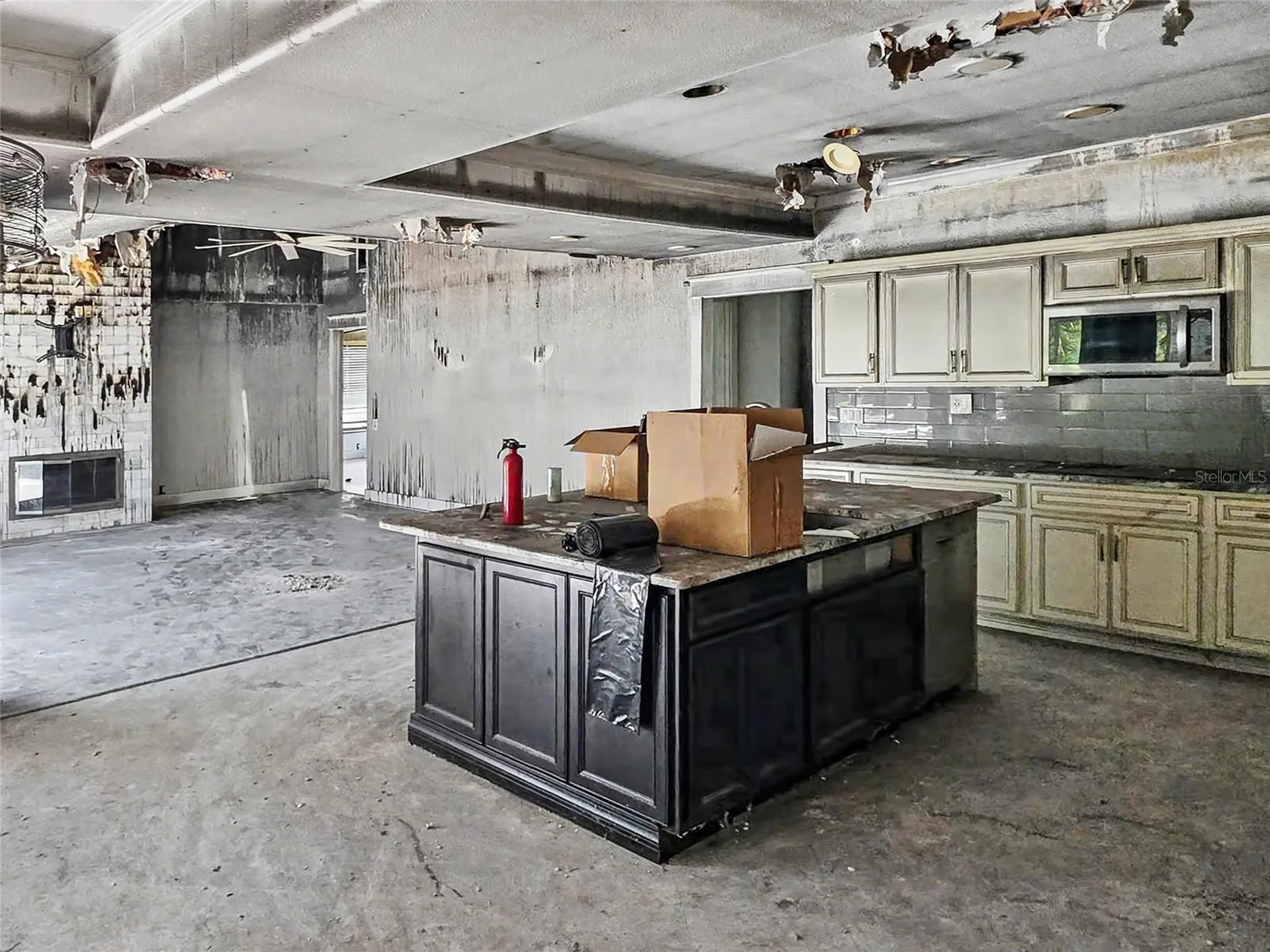 3749 Embassy Circle Palm Harbor FL 34685