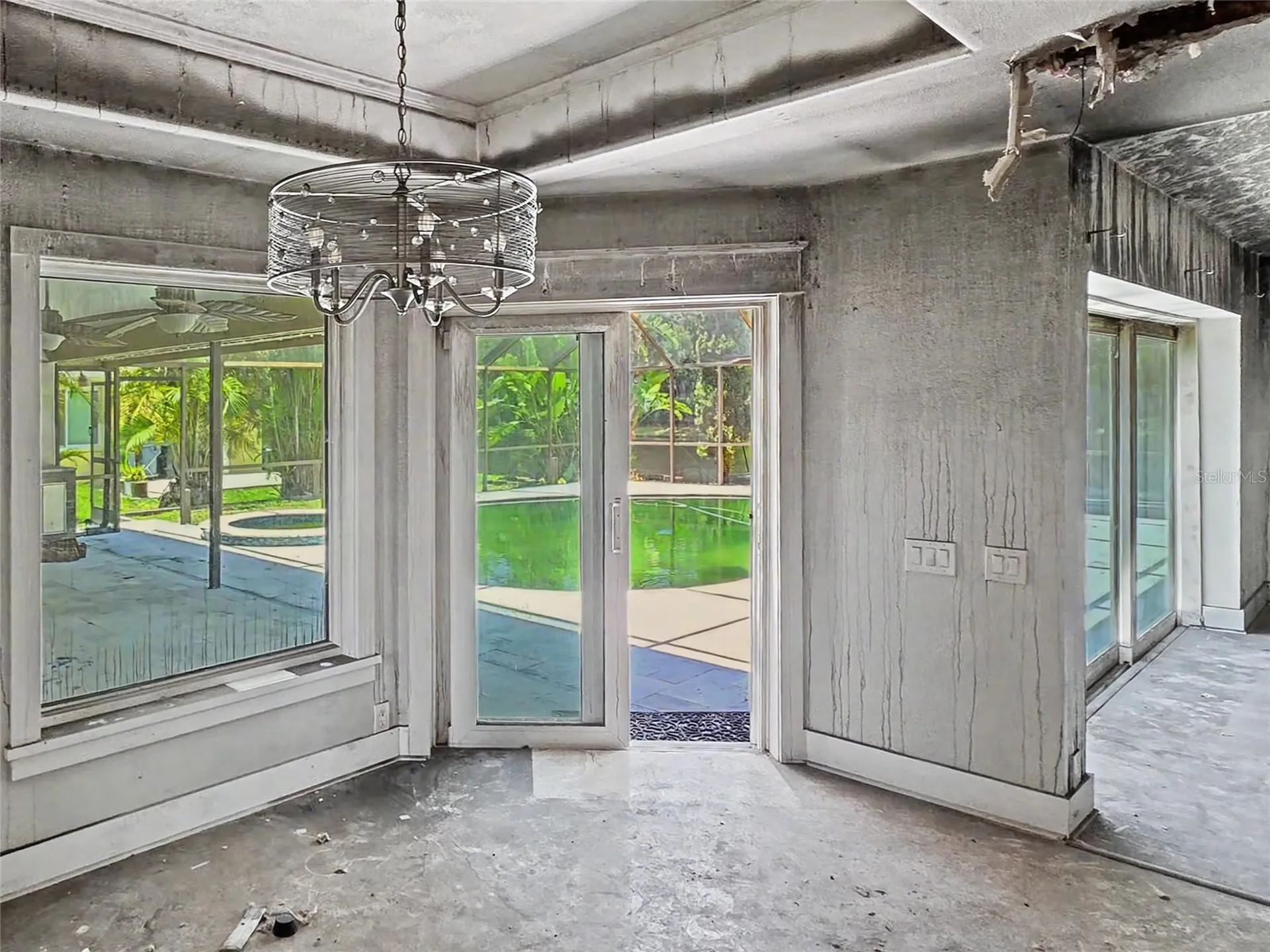 3749 Embassy Circle Palm Harbor FL 34685