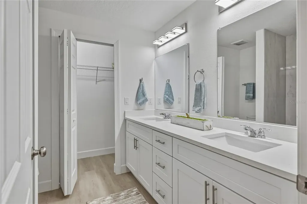 312 Albany Avenue Deland FL 32724