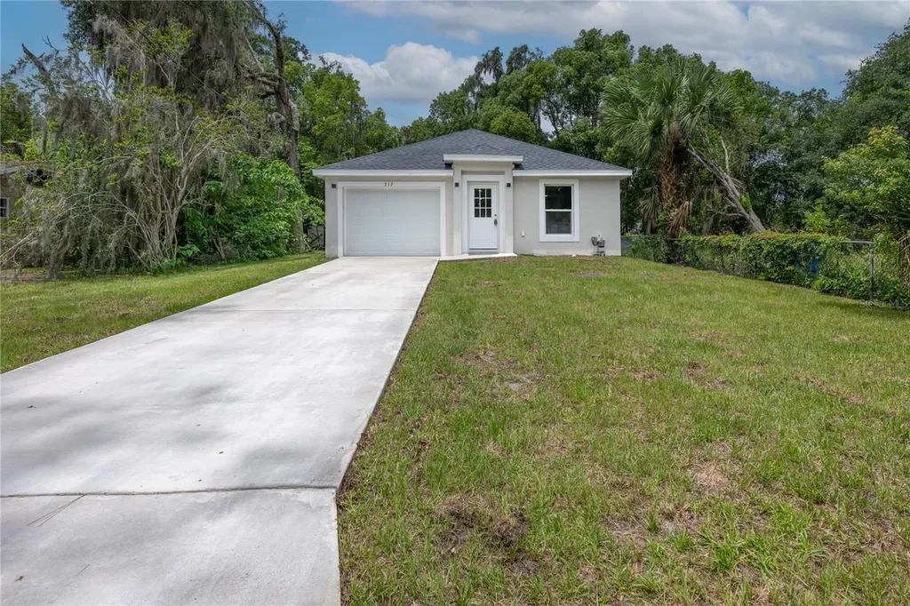 312 Albany Avenue Deland FL 32724
