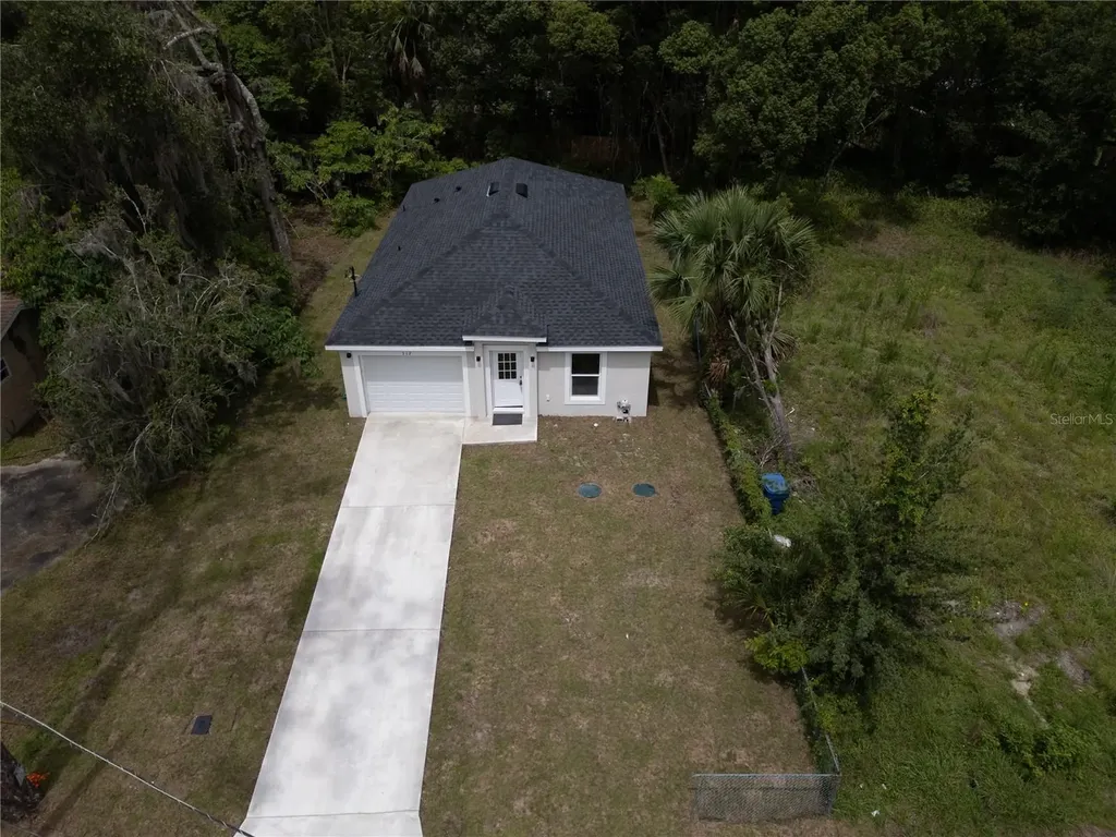 312 Albany Avenue Deland FL 32724
