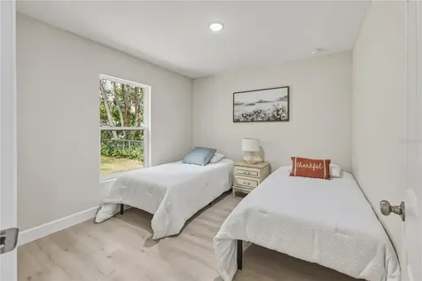 312 Albany Avenue Deland FL 32724