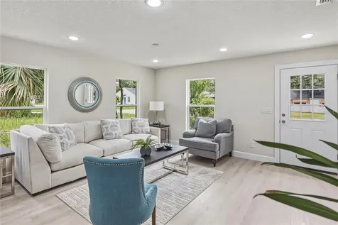 312 Albany Avenue Deland FL 32724