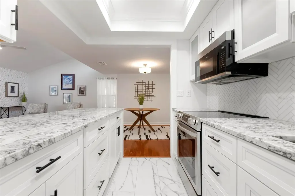 2227 Circlewood Drive Sarasota FL 34231