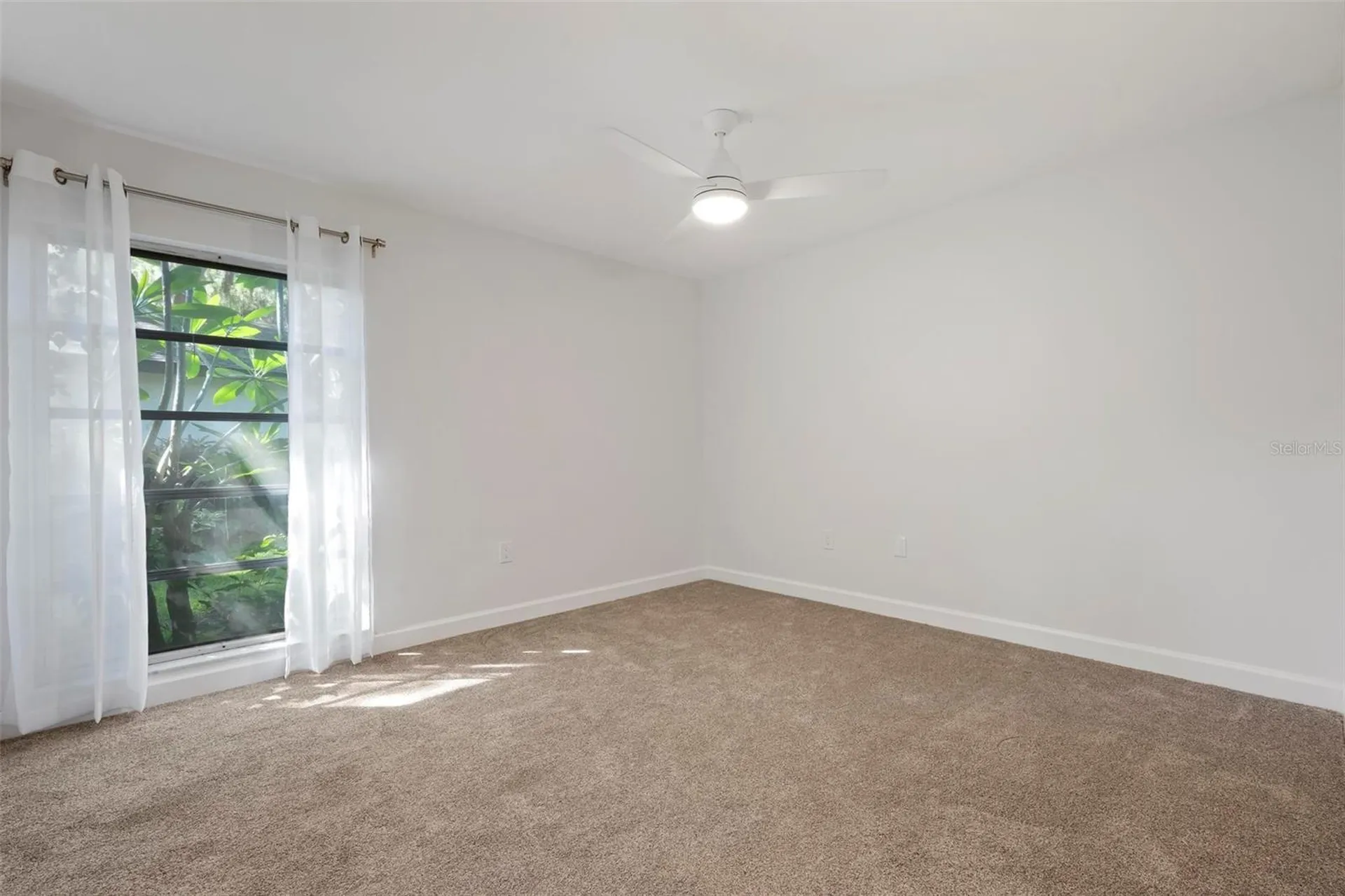 2227 Circlewood Drive Sarasota FL 34231