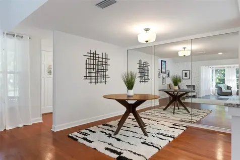 2227 Circlewood Drive Sarasota FL 34231