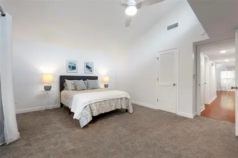 2227 Circlewood Drive Sarasota FL 34231