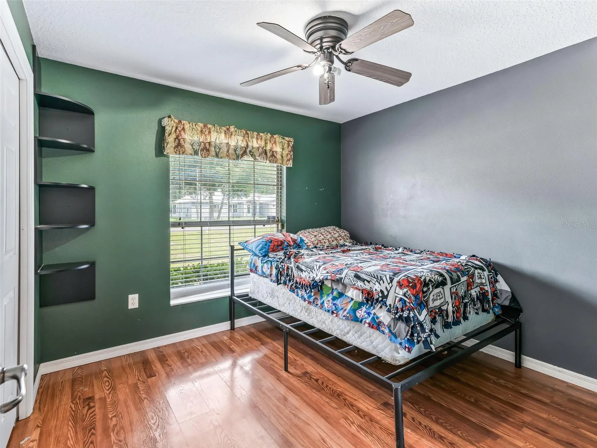 1195 Cr 441 Lake Panasoffkee FL 33538