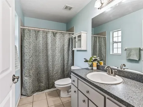 1195 Cr 441 Lake Panasoffkee FL 33538