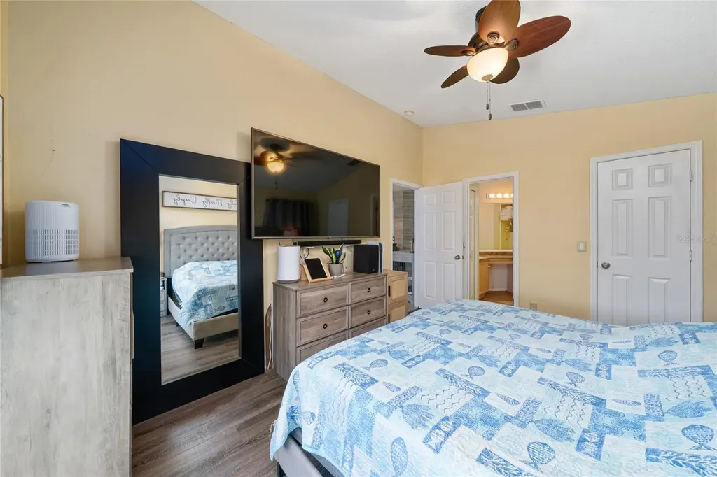 1611 Bridgeview Circle Orlando FL 32824