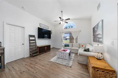 1611 Bridgeview Circle Orlando FL 32824