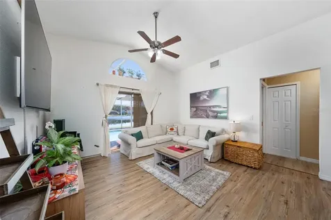 1611 Bridgeview Circle Orlando FL 32824