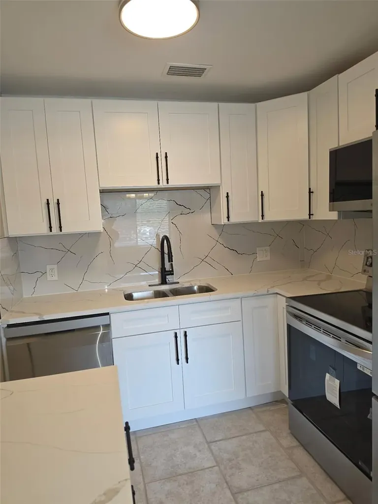 8221 112th Street Seminole FL 33772