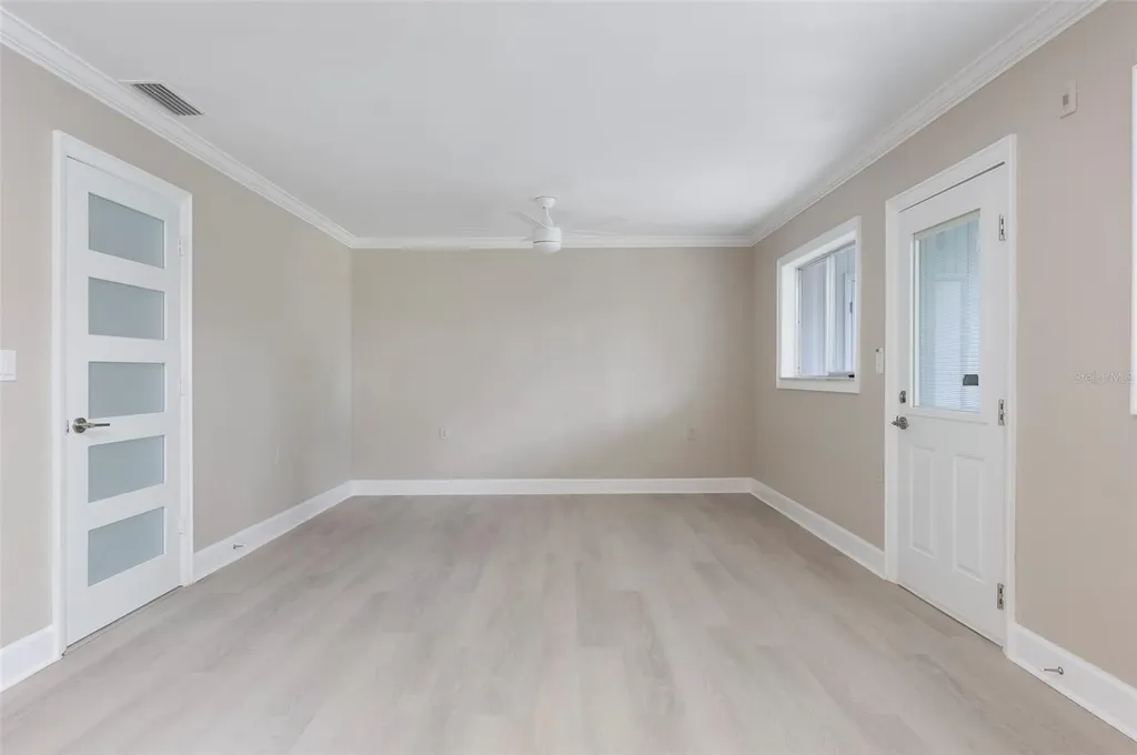 8221 112th Street Seminole FL 33772
