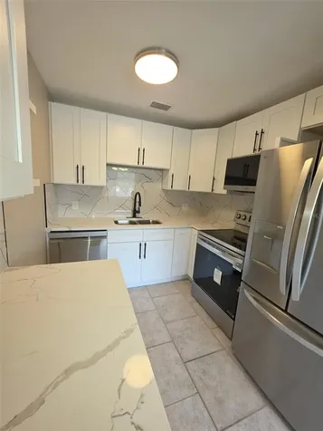 8221 112th Street Seminole FL 33772