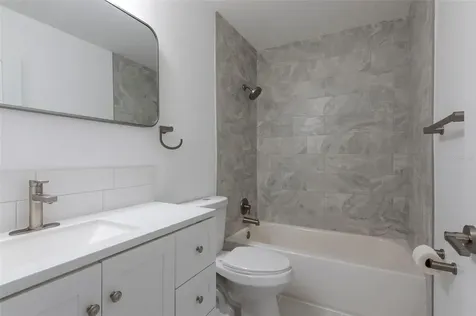 8221 112th Street Seminole FL 33772