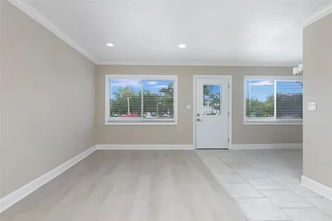 8221 112th Street Seminole FL 33772