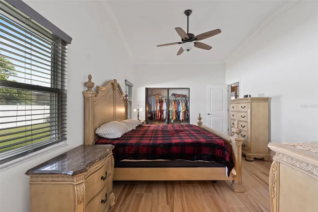 1957 Prairie Dunes Circle N Lakeland FL 33810