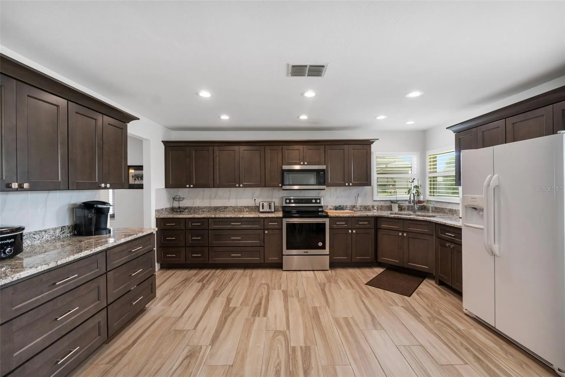 1957 Prairie Dunes Circle N Lakeland FL 33810