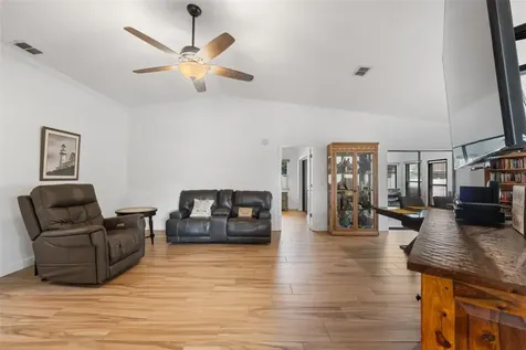 1957 Prairie Dunes Circle N Lakeland FL 33810