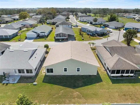 1957 Prairie Dunes Circle N Lakeland FL 33810