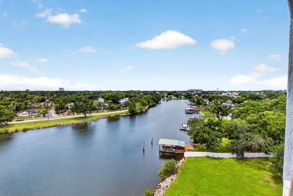 2780 N Riverside Drive Tampa FL 33602