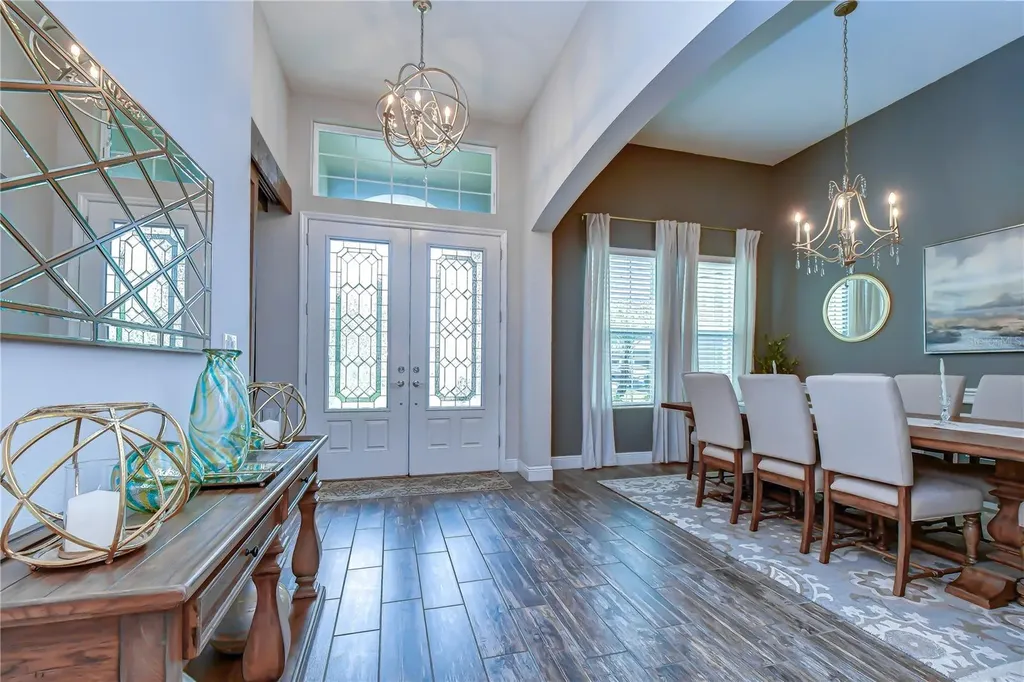 6335 Knob Tree Drive Lithia FL 33547