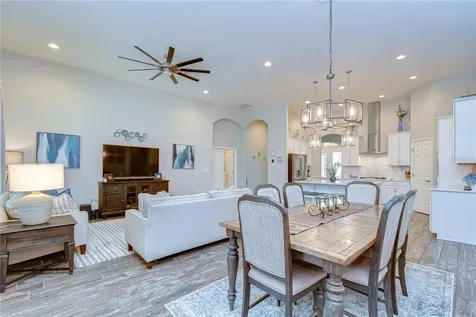 6335 Knob Tree Drive Lithia FL 33547