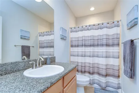6335 Knob Tree Drive Lithia FL 33547